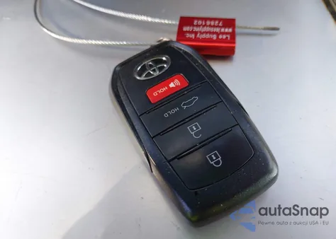 2024 Toyota Corolla Le z USA, uszkodzony, nr VIN JTDB4MEEXR3024245